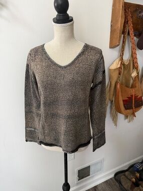 MARIKA CHARLES M Lightweight Wool Sweater